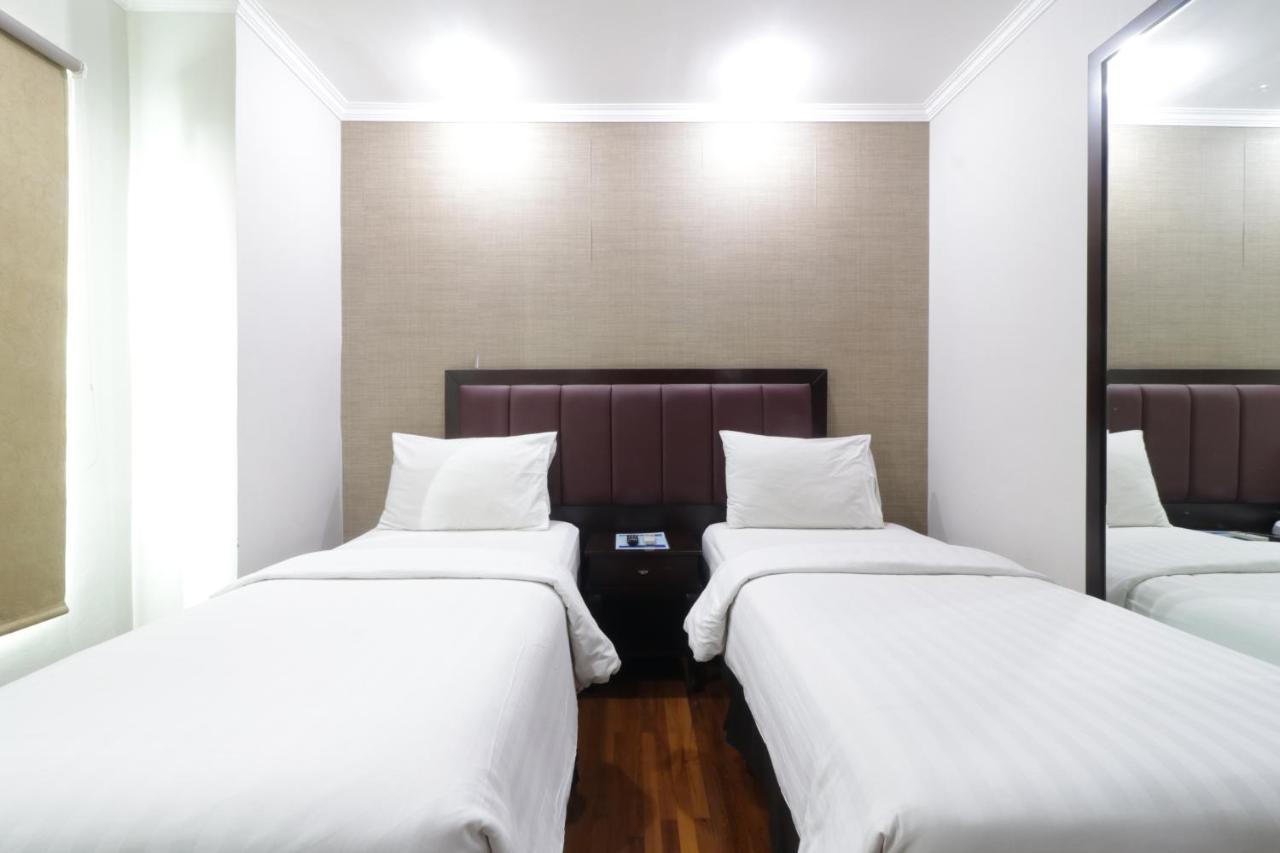 P Hotel Jakarta Exterior photo